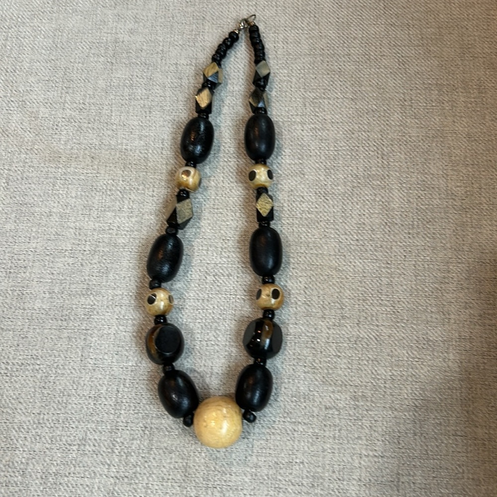 Necklace - Picture 3 of 4